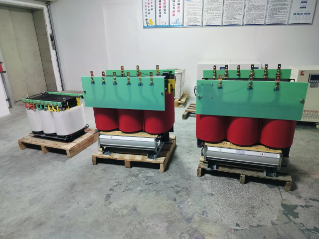 万山KS11-1000KVA矿用变压器